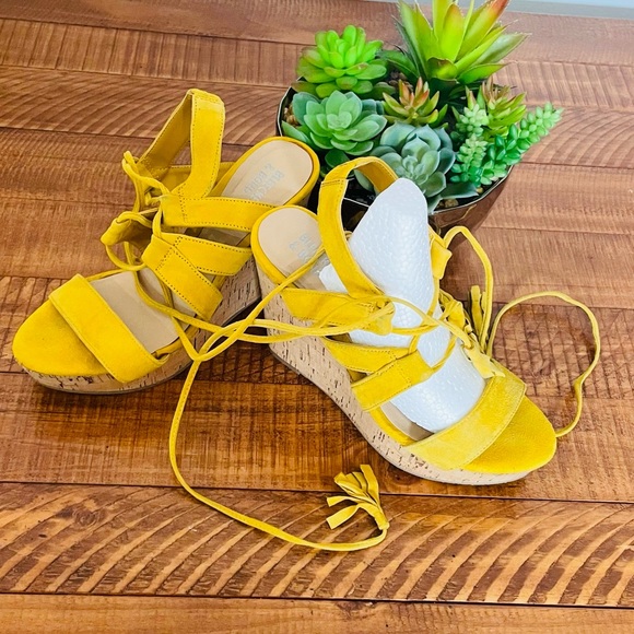Bleeker & Bond Marisol Sunflower Yellow Suede Wedge Sandals - Picture 5 of 14